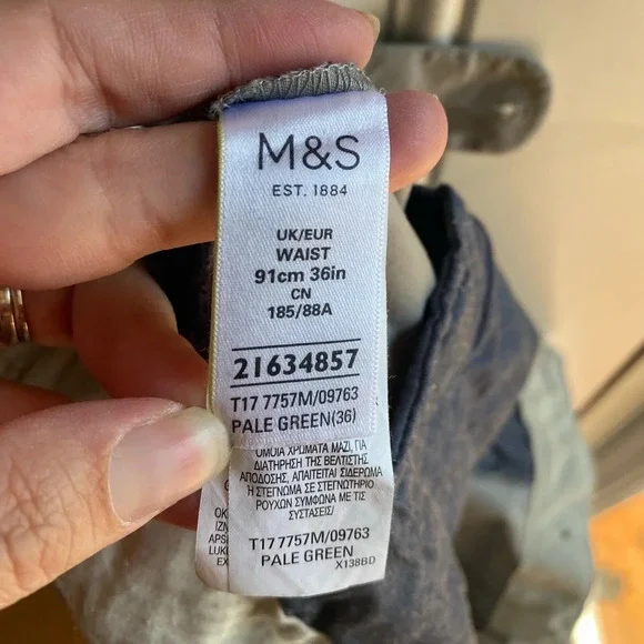 MARKS AND SPENCER Stormwear Pale Green Chino Shorts size 36In Mens Summer - Picture 8 of 10